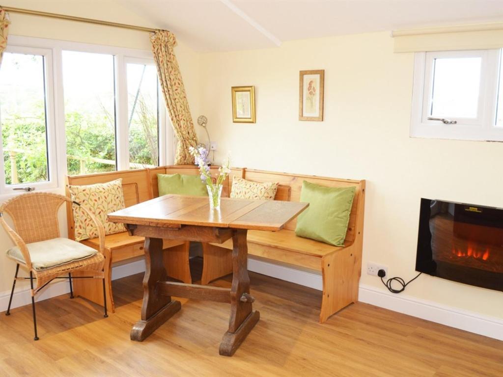 Dove Meadow Bed & Breakfast 5*
