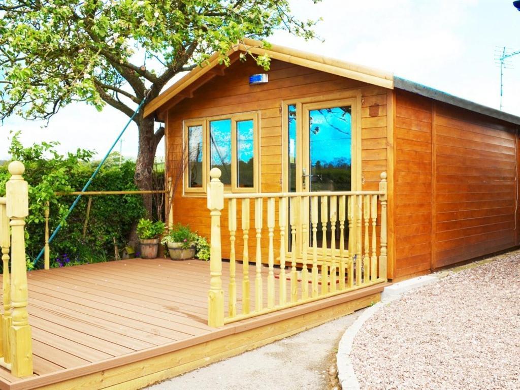 Dove Meadow 5*